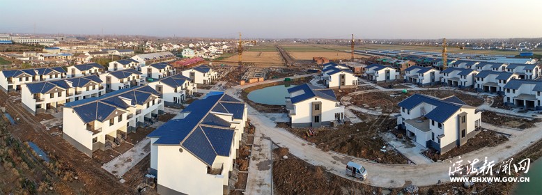 通榆鎮(zhèn)三元村農(nóng)民集中居住點(diǎn)建設(shè)現(xiàn)場