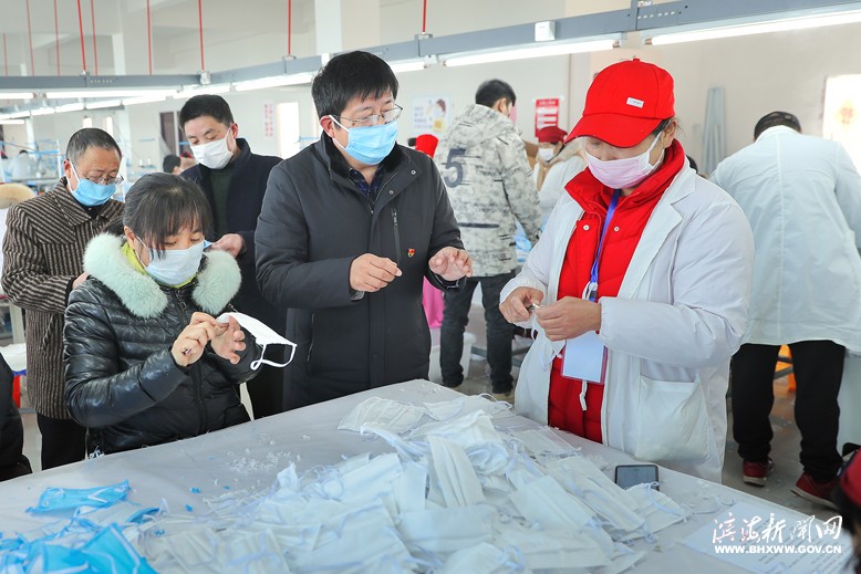 縣工信局幫助企業(yè)解決用工、生產(chǎn)問(wèn)題